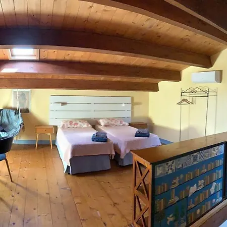 Eat Sleep And Wander Historic Central House Casa de Férias Bosa