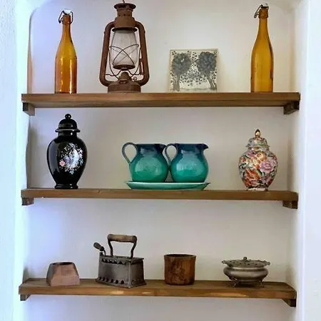 Casa de Férias Eat Sleep And Wander Historic Central House *